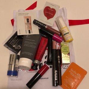 Assorted beauty samples